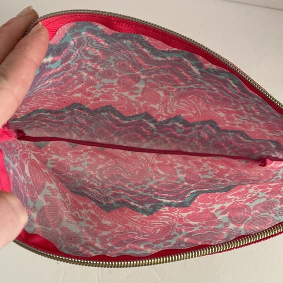 Nanette Lepore | Makeup Bag / Small Clutch - Picture 4 of 4